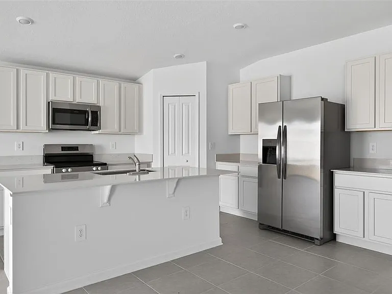 5161 Green Belt Dr — Photo 7