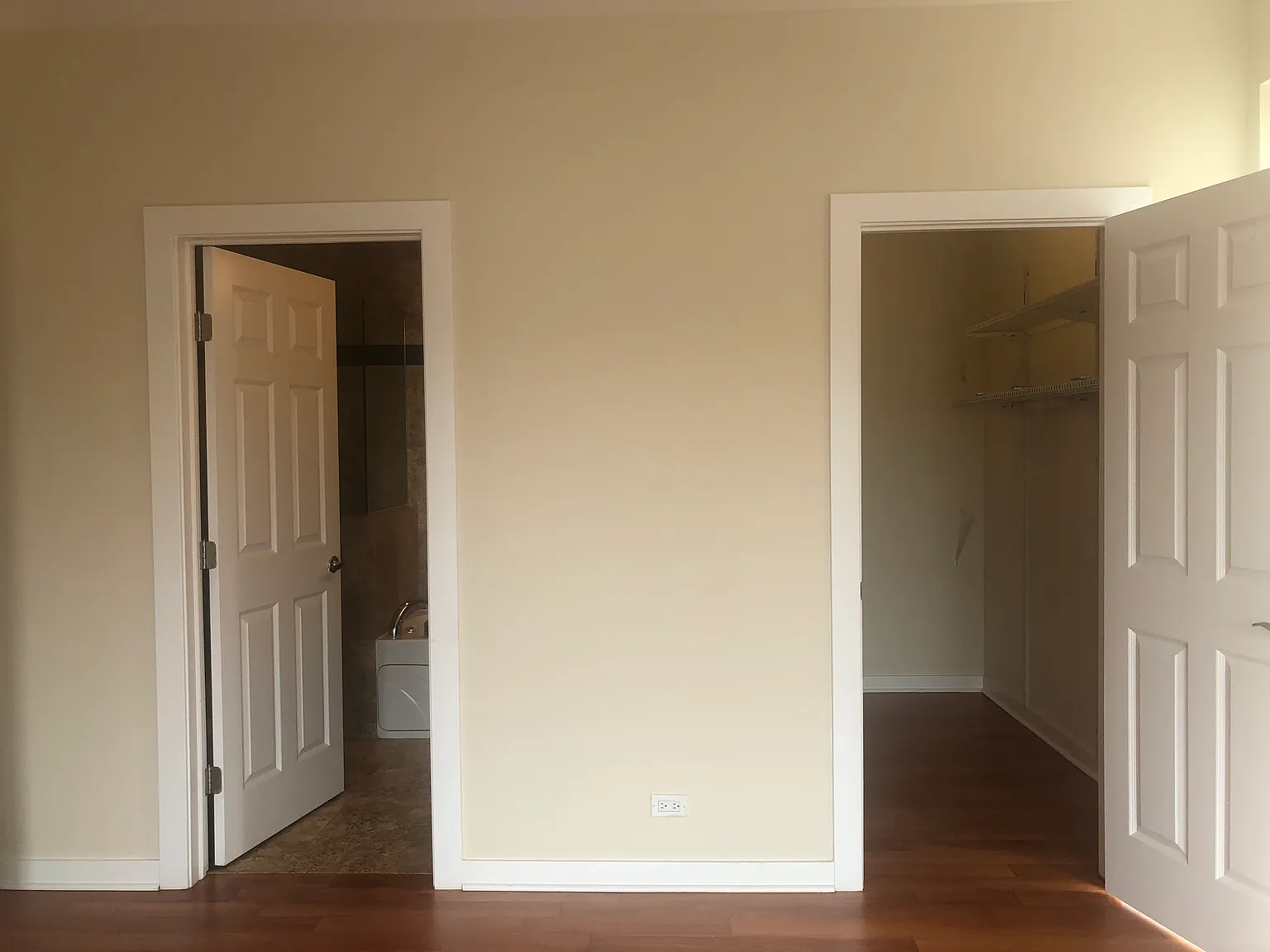 3 bed, $3,600 — Photo 3