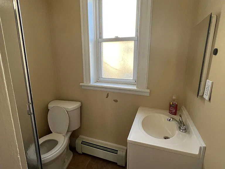 253 Oakdene Ave #1 — Photo 4