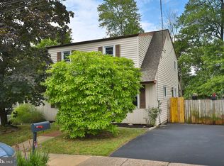 2828 Phipps Ave, Willow Grove, PA 19090