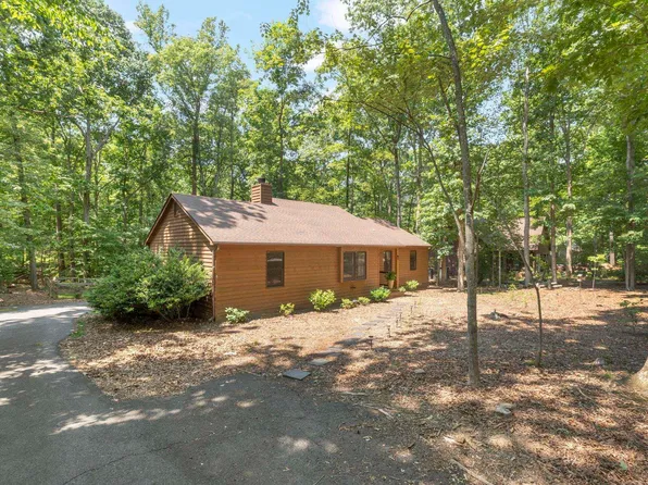 6 Axle Tree Rd, Palmyra, VA 22963