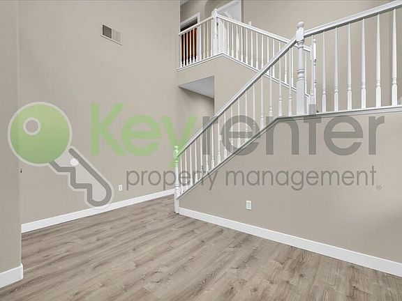 5th image of 3017 Touchman St