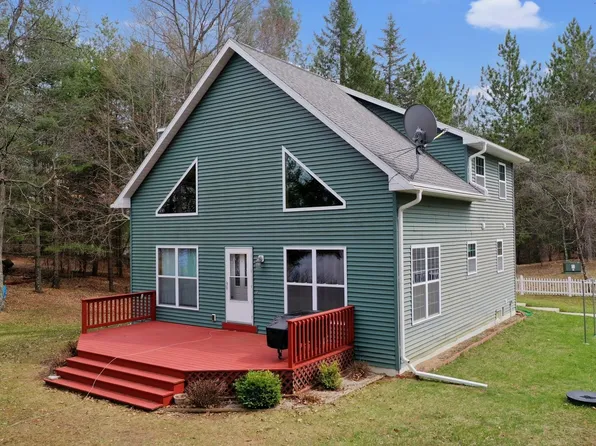 W7938 Skory Rd, Wausaukee, WI 54177