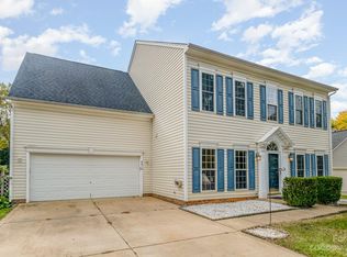 9810 Nottinghill Ln, Charlotte, NC 28269