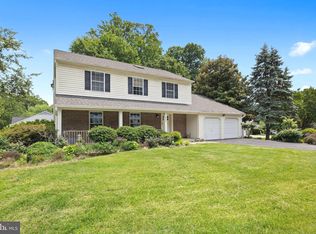 8321 Terra Grande Ave, Springfield, VA 22153