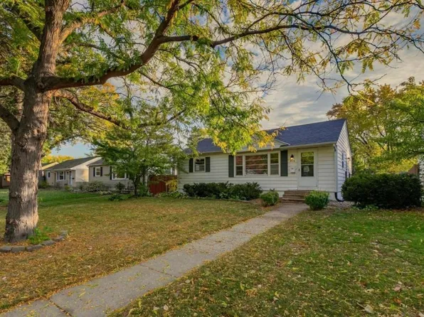 4316 Grimes Ave N, Robbinsdale, MN 55422