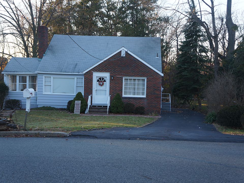 1st image of 283 Mountain Ave