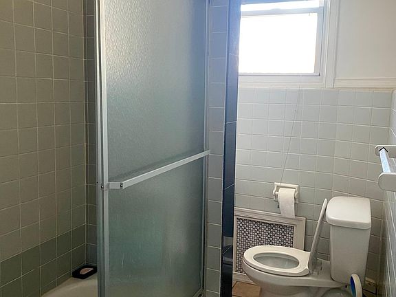 5th image of 2600 S 9th St Floor 2