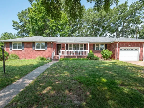 2418 Heutte Dr, Norfolk, VA 23518