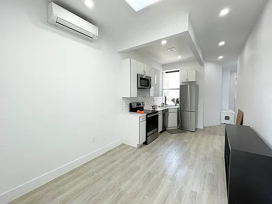 Rented by Ink Realty Services LLC | media 25
