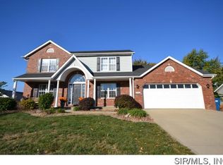 2705 Lakebridge Ct, Maryville, IL
