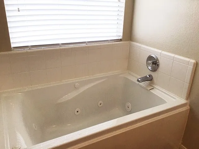 18018 Melissa Springs Dr — Photo 15