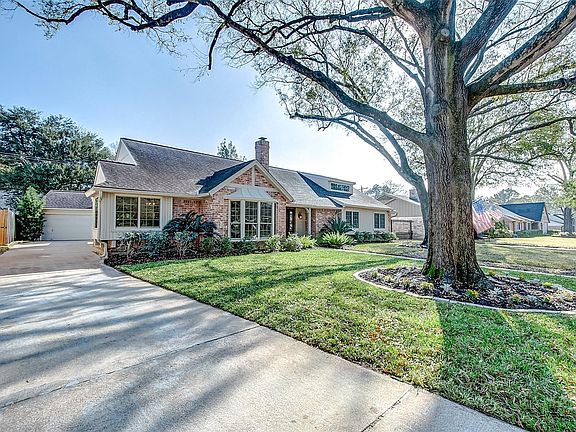 4th image of 2710 Kismet Ln
