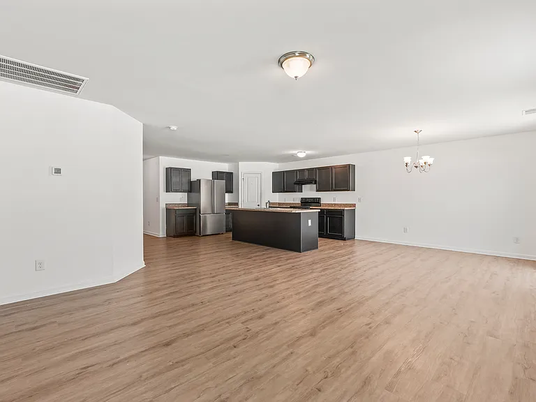 1789 Sapphire Dr — Photo 16