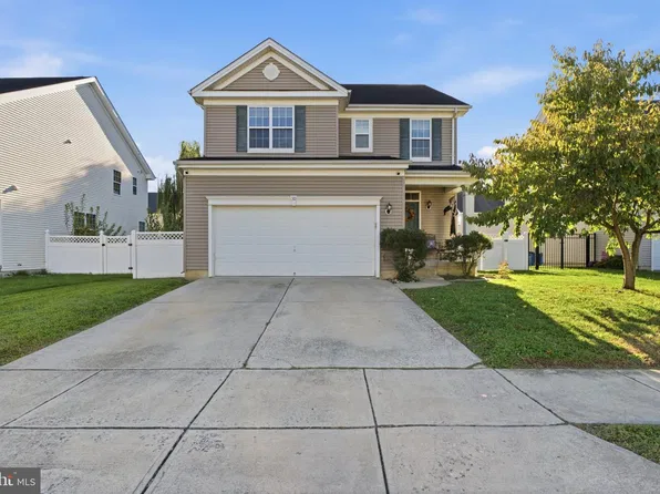 30 Springdale Dr, Gloucester City, NJ 08030