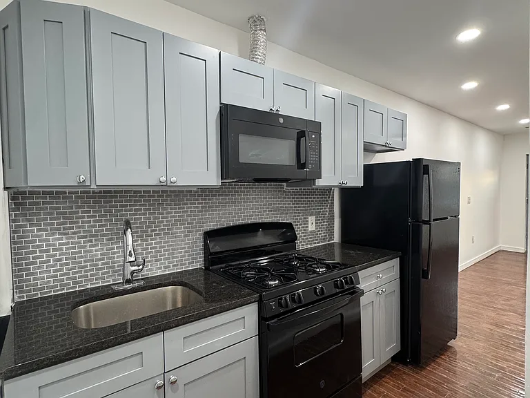 2351 E Allegheny Ave #1 — Photo 5