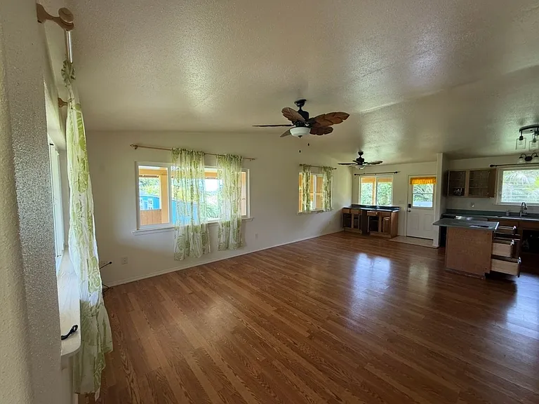 3409 Lauoho Rd — Photo 6
