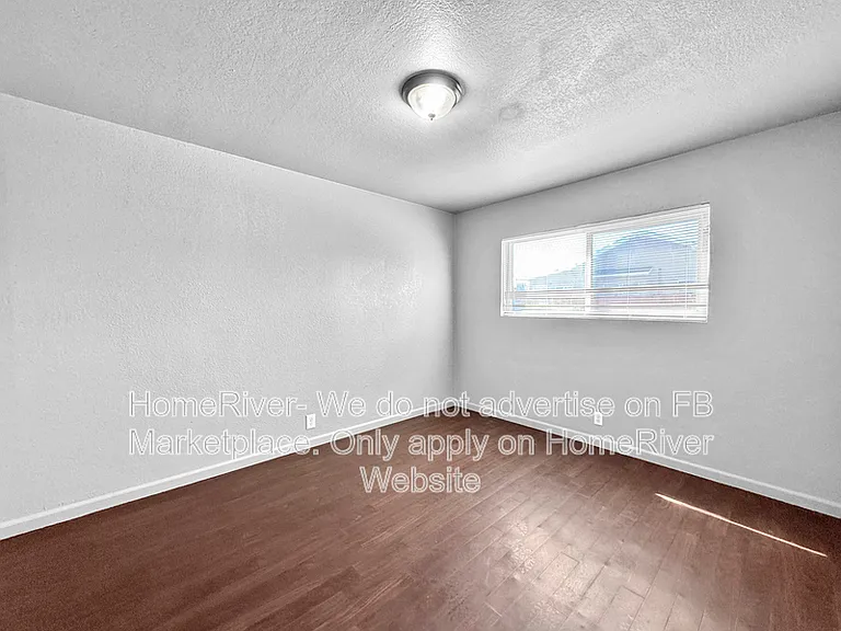 683 El Camino Ave #8 — Photo 3