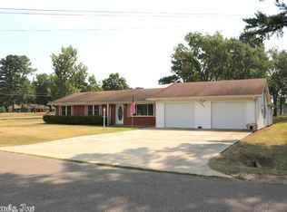 404 Thompson St, Horatio, AR 71842