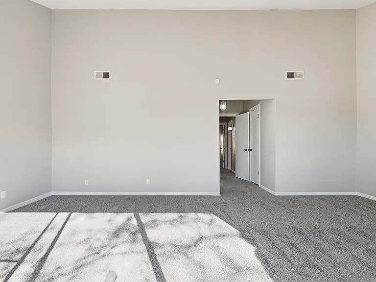 3310 E 68th Pl #4 — Photo 33