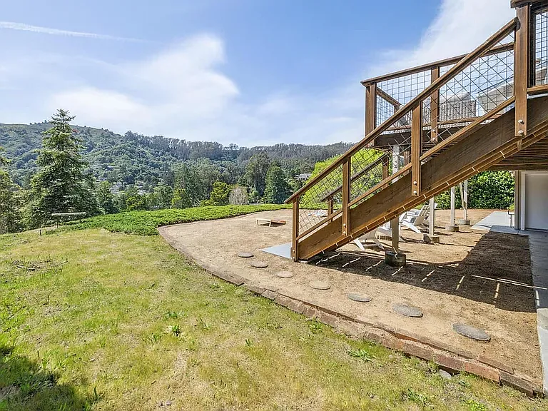 880 Chamberlain Ct — Photo 21