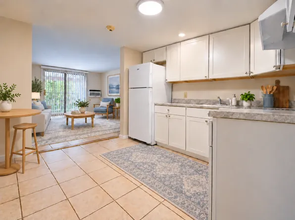 PP (Pepperell Pines), 13 Shawnee Rd #9, Pepperell, MA 01463