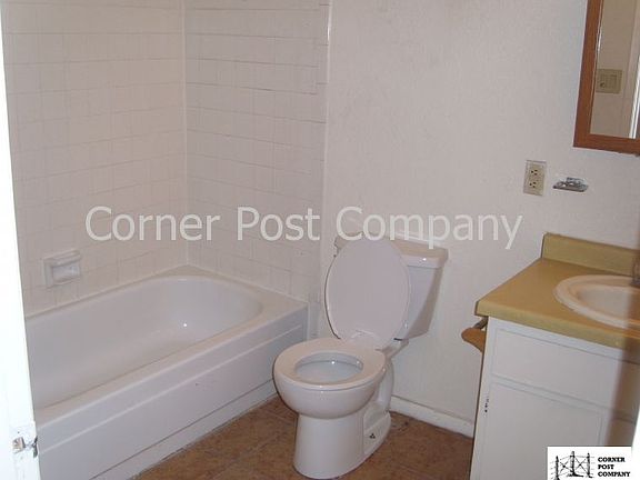 5th image of 3509 Wellesley Dr NE APT C