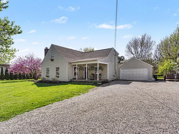 4353 Hoover Rd, Grove City, OH 43123
