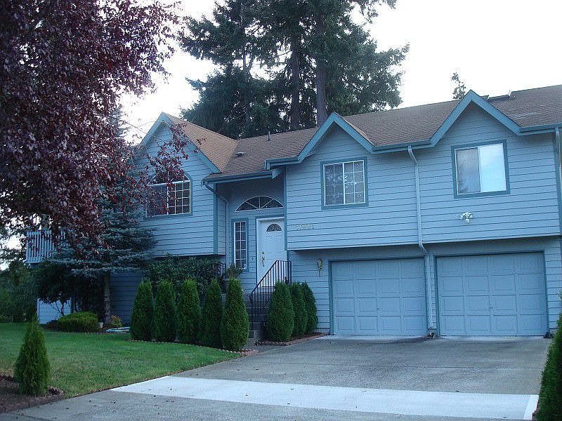 1st image of 12601 Vine Maple Dr SW