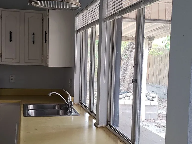 6614 Lake Cliff St — Photo 3