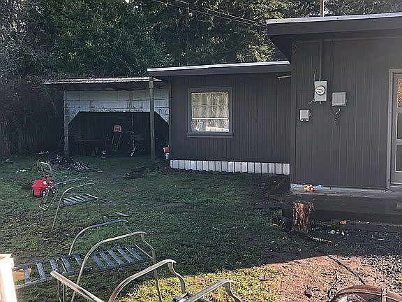 4th image of 93621 Driftwood Inn Ln