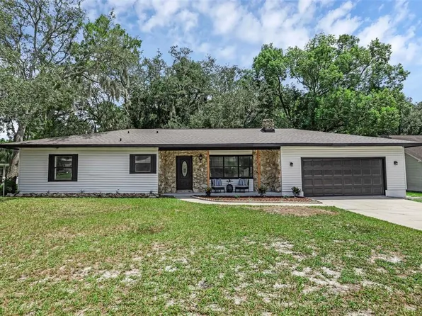 401 Pine Dr, Sanford, FL 32773