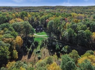 3 Plotts Rd, Newton, NJ 07860