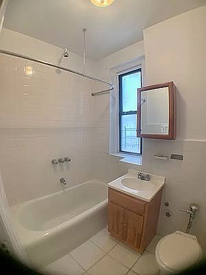 4th image of 531 W 211th St APT 42A
