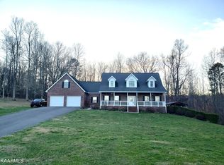 210 Kenny Ln, Maynardville, TN 37807