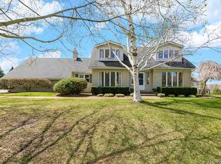 8317 Hilltop Ct, Washington, MI 48095