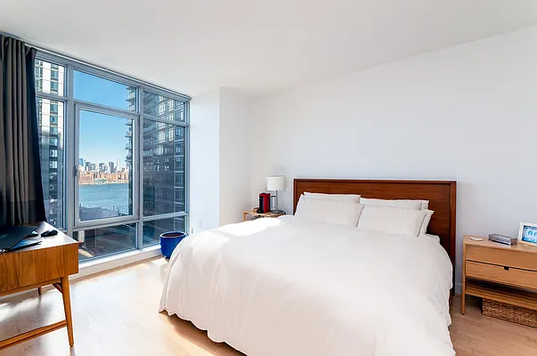 Sold by Berkshire Hathaway HomeServices New York Properties | media 27