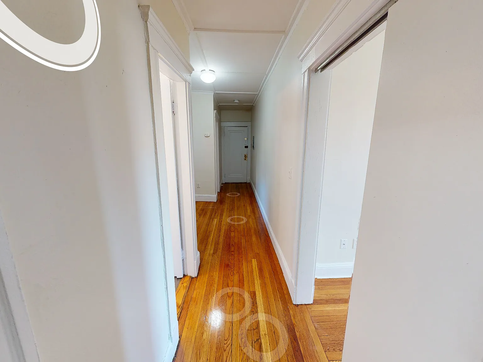 2 bed, 9999 sqft, $2,575 — Photo 3