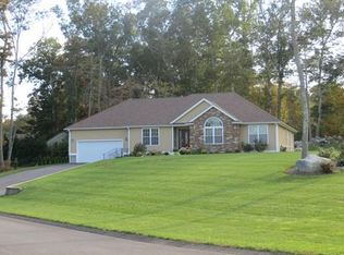 111 Kings Ct, Swansea, MA 02777