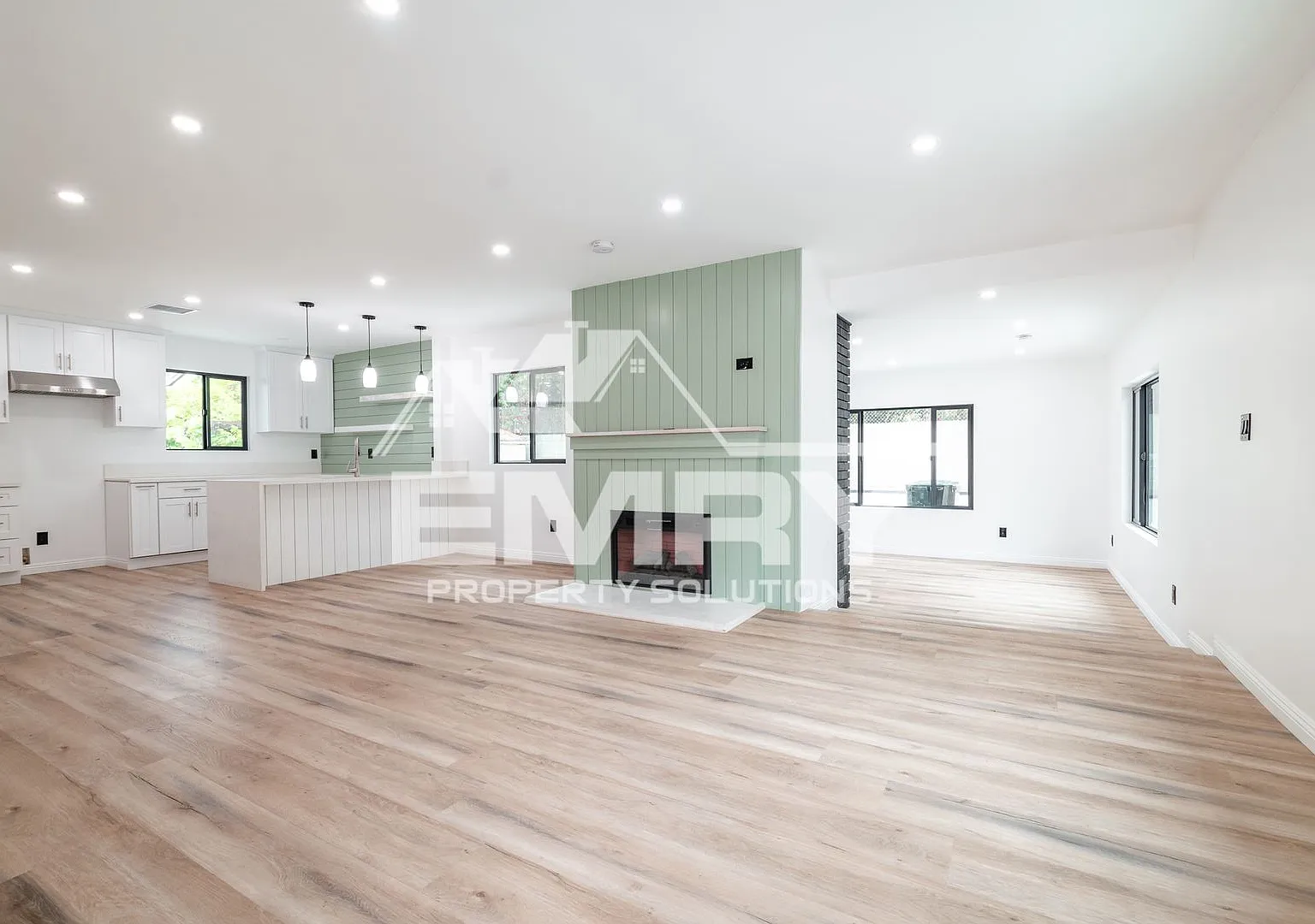 3 Bed 2 Bath House For Rent Arrington Ave Downey — Photo 1