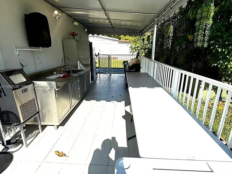 5371 NW 200th Ter #409 — Photo 22