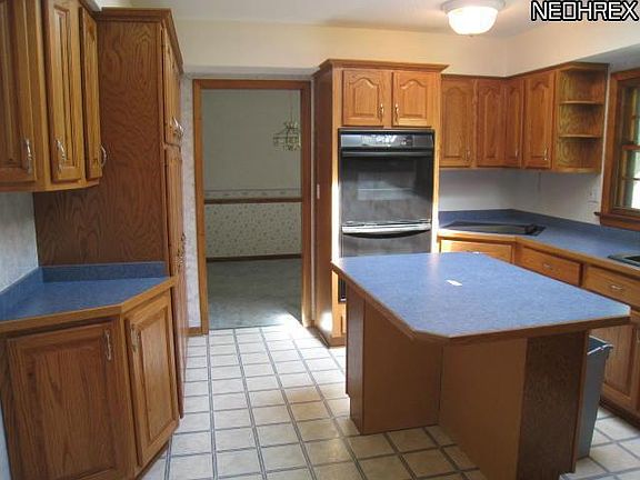 5th image of 5867 Woodward Dr