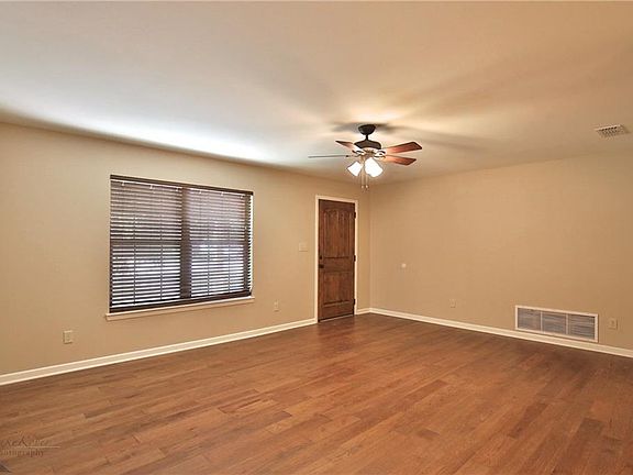 4th image of 3117 Highland Ave