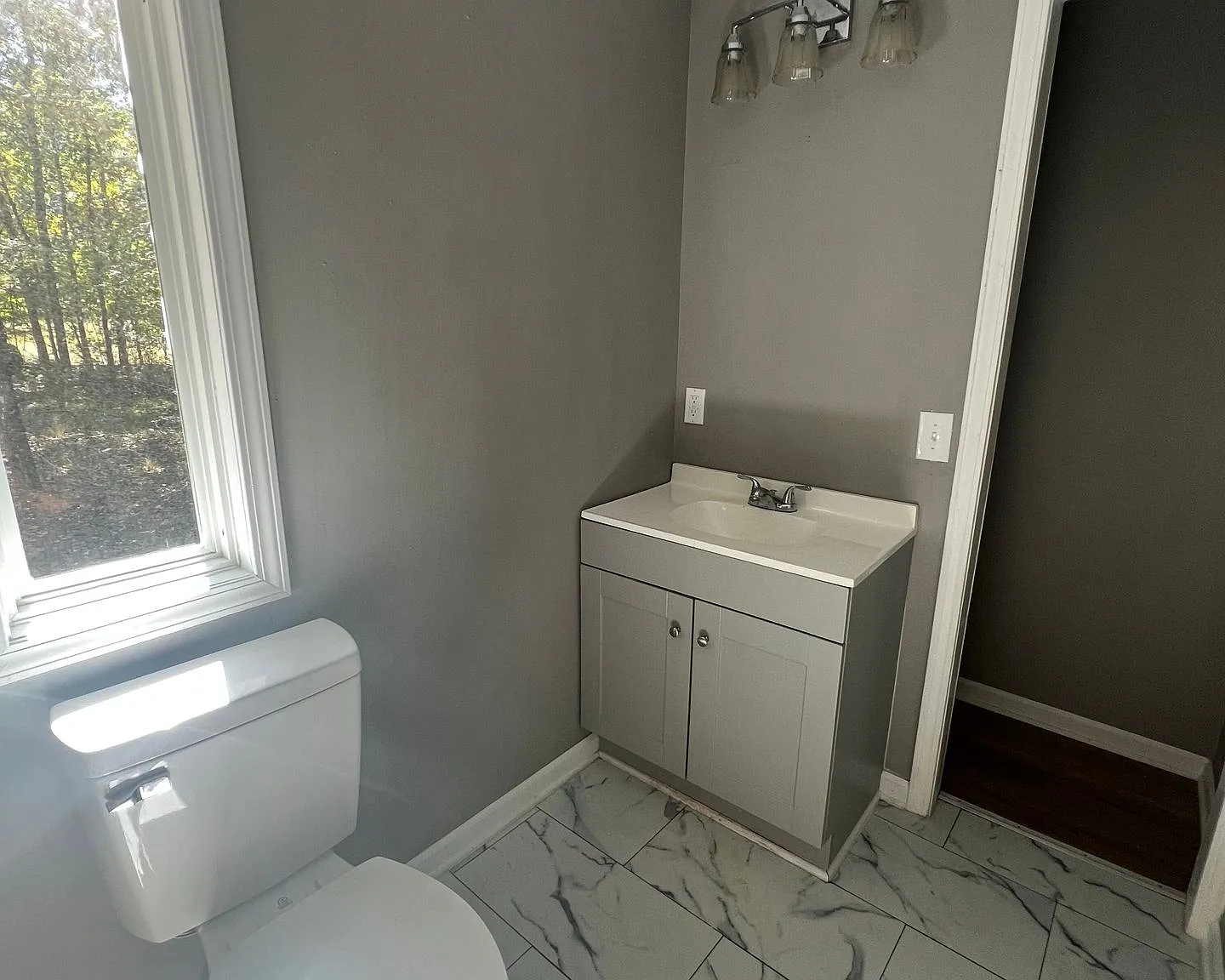 3003 Thomson Hwy - 2 beds/2baths - $1000 monthly — Photo 1