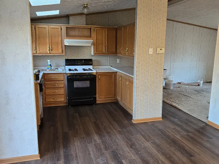 236 Sterling Dr — Photo 9