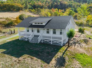 754 Glenbrook Loop Rd, Riddle, OR 97469