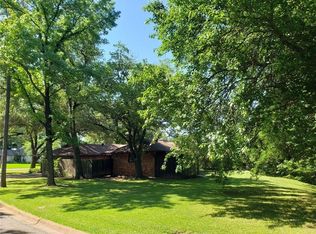 2610 Turtle Creek Dr, Sherman, TX 75092