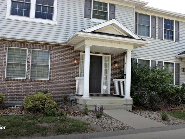 2621 Stange Rd, Ames, IA 50010