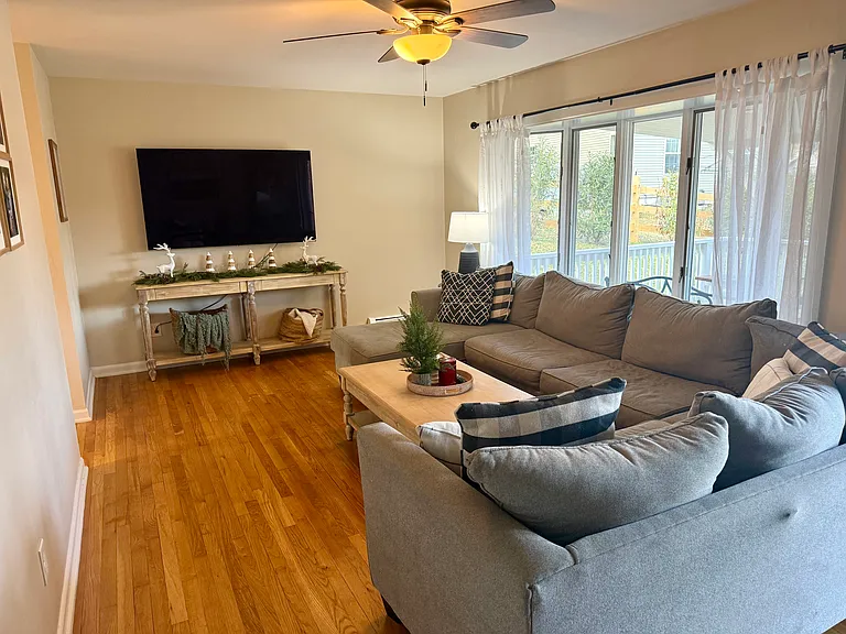 1033 Doe Run Rd — Photo 7