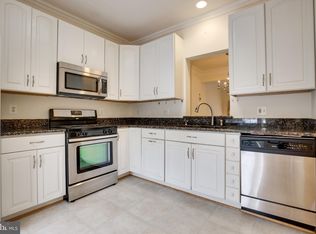 6348 Pendleton Pl, Centreville, VA 20121